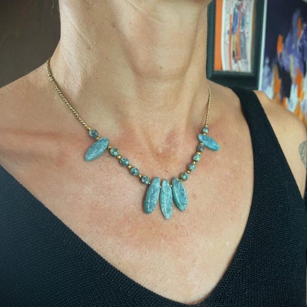 L'Apprentie collier en cyanite bleue