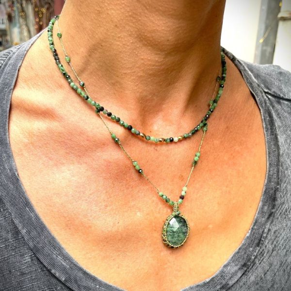 Collier Gabrielle en rubis zoisite